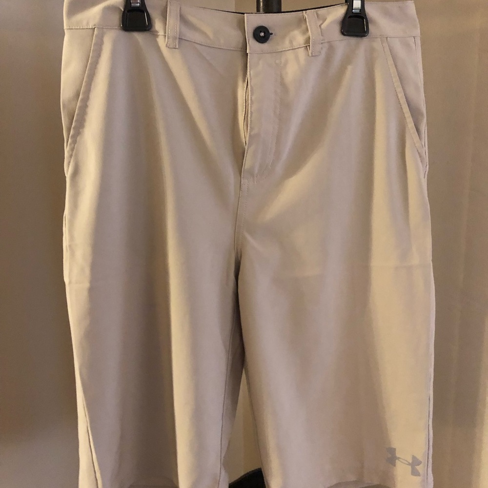 Men’s UnderArmor shorts